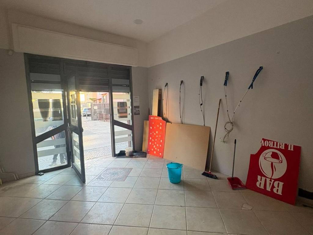 negozio in affitto a Casalnuovo di Napoli