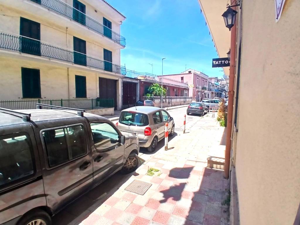 negozio in affitto a Casalnuovo di Napoli