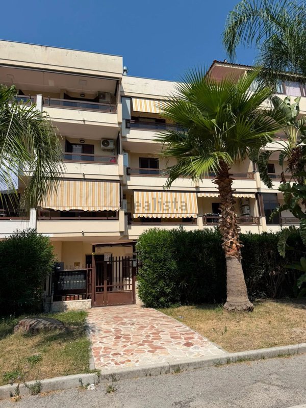 ufficio in affitto a Casalnuovo di Napoli in zona Tavernanova