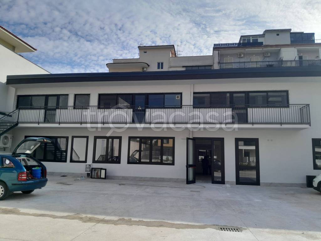 ufficio in affitto a Casalnuovo di Napoli in zona Tavernanova
