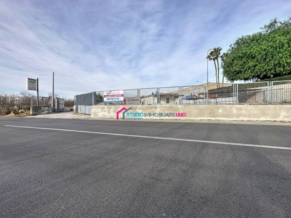 locale commerciale in affitto a Casamarciano