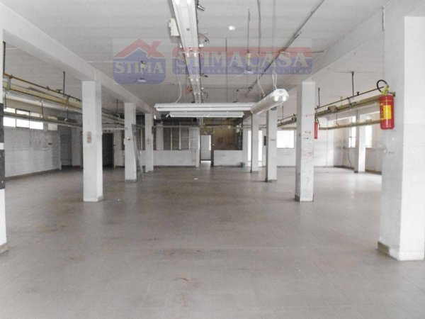 capannone in affitto a Casandrino