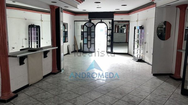 locale commerciale in affitto a Casandrino