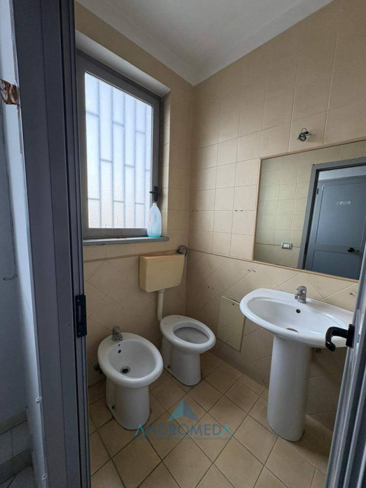 ufficio in affitto a Casandrino