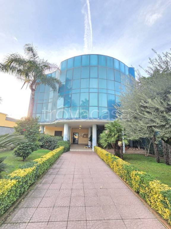 ufficio in affitto a Casandrino