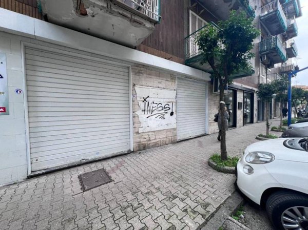 negozio in affitto a Casavatore