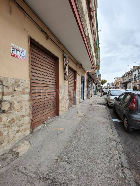 negozio in affitto a Casavatore