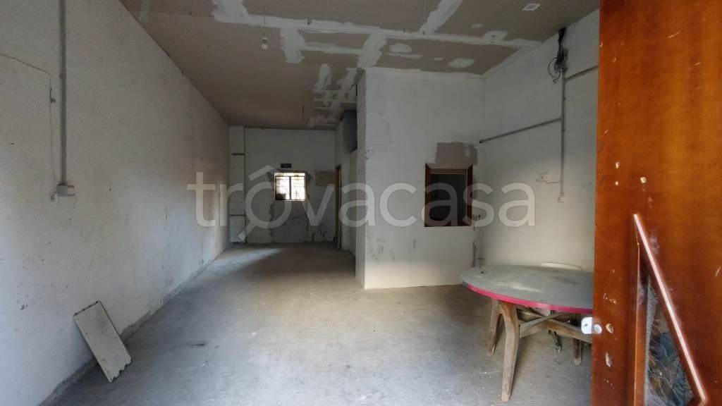 negozio in affitto a Casavatore