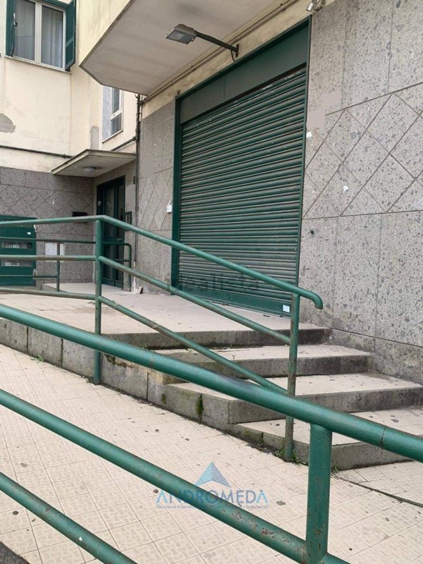 negozio in affitto a Casavatore