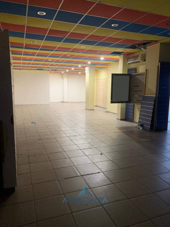 negozio in affitto a Casavatore