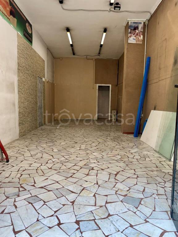negozio in affitto a Casavatore