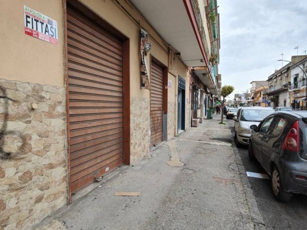 negozio in affitto a Casavatore