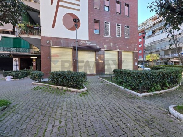 negozio in affitto a Casavatore