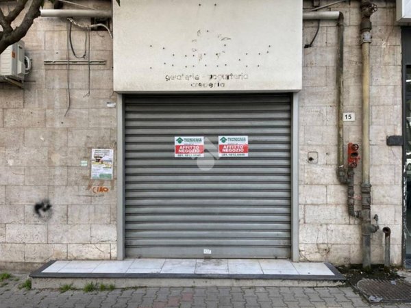 negozio in affitto a Casavatore