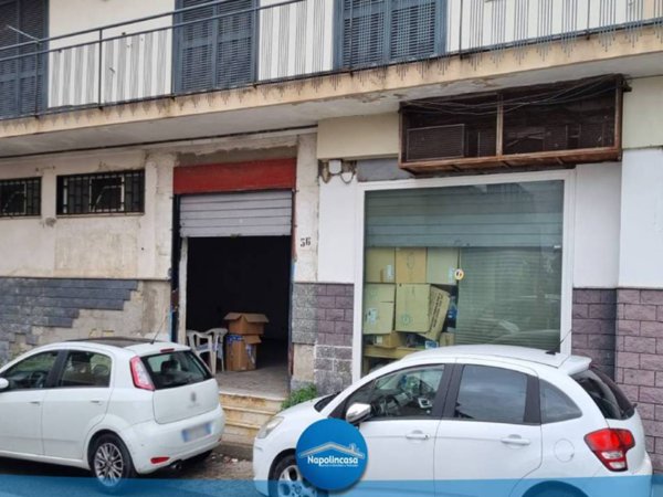 negozio in affitto a Casoria