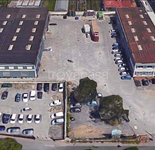 negozio in affitto a Casoria