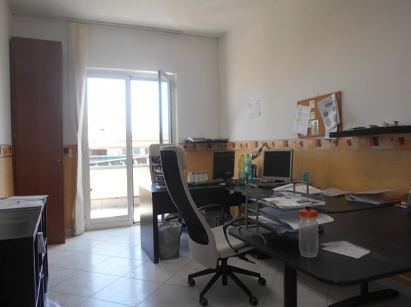 ufficio in affitto a Casoria