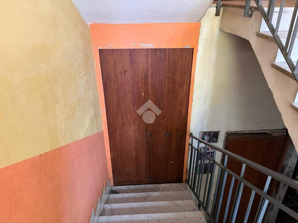 locale commerciale in affitto a Casoria