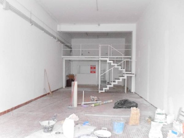 locale commerciale in affitto a Casoria