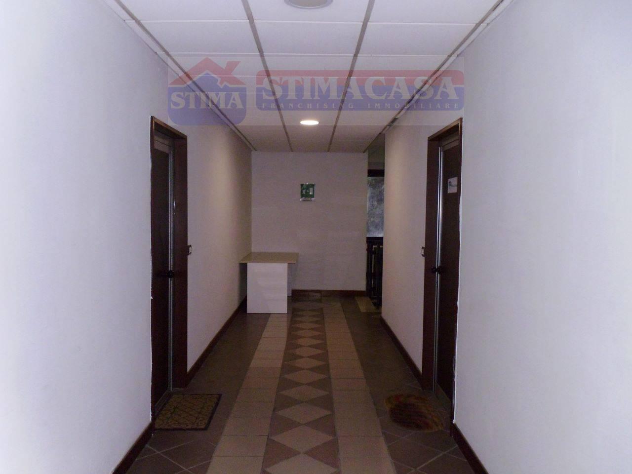 ufficio in affitto a Casoria