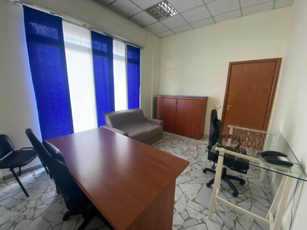 ufficio in affitto a Casoria
