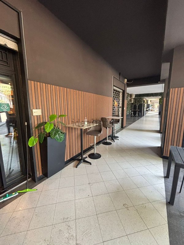 locale commerciale in affitto a Casoria