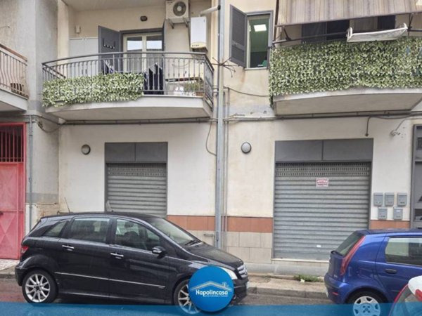 locale commerciale in affitto a Casoria