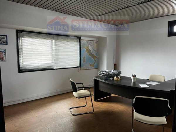 ufficio in affitto a Casoria