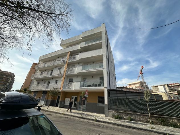 locale commerciale in affitto a Casoria