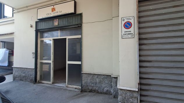 locale commerciale in affitto a Casoria