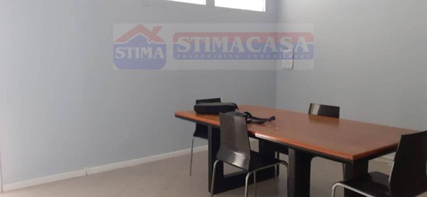 ufficio in affitto a Casoria