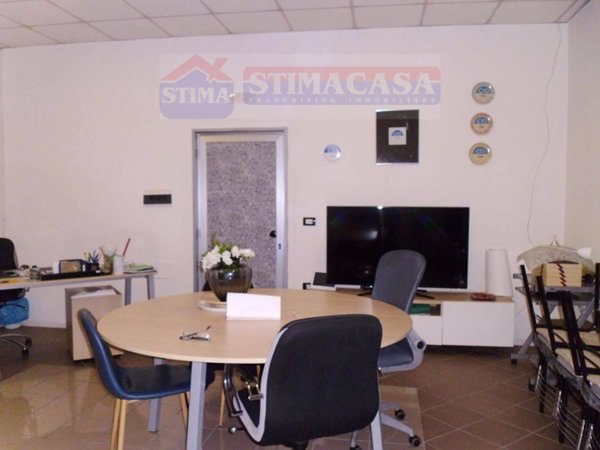 ufficio in affitto a Casoria