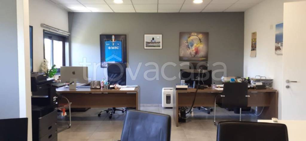 ufficio in affitto a Casoria