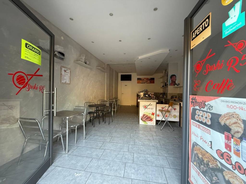 locale commerciale in affitto a Casoria in zona Centro Storico