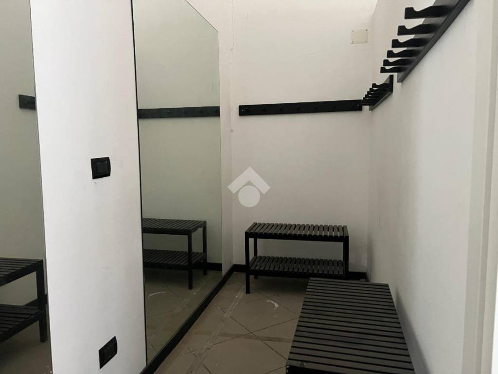 negozio in affitto a Casoria in zona Centro Storico