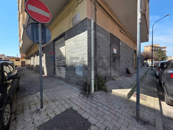 locale commerciale in affitto a Casoria in zona Centro Storico