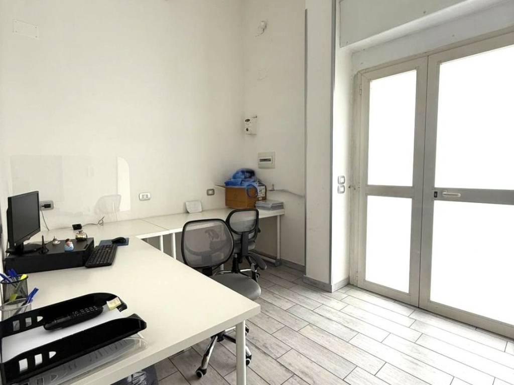 ufficio in affitto a Casoria