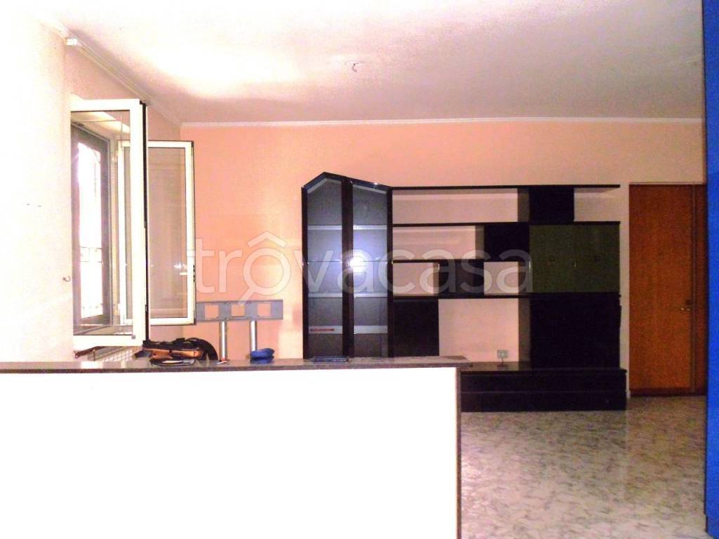 appartamento in affitto a Casoria