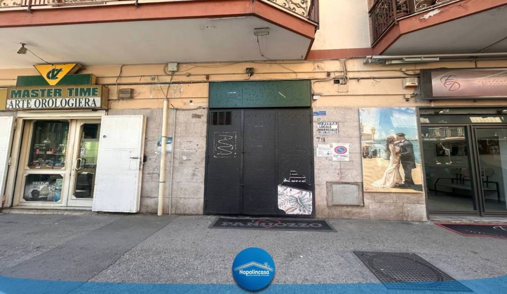 negozio in affitto a Casoria