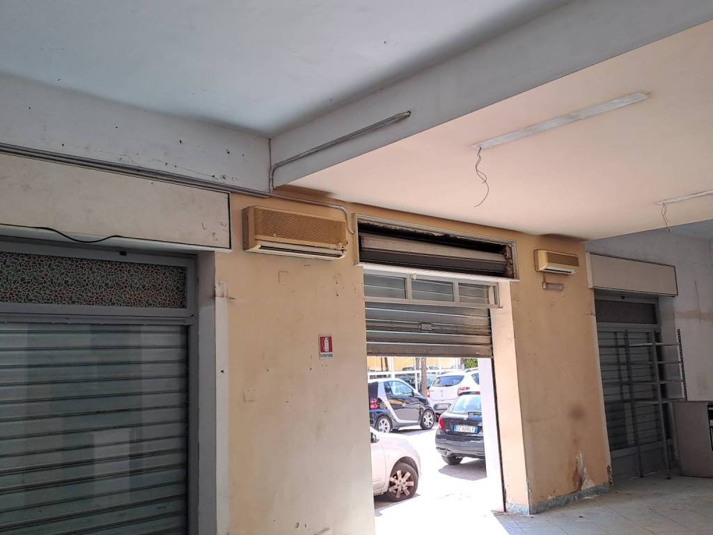 locale commerciale in affitto a Casoria in zona Centro Storico