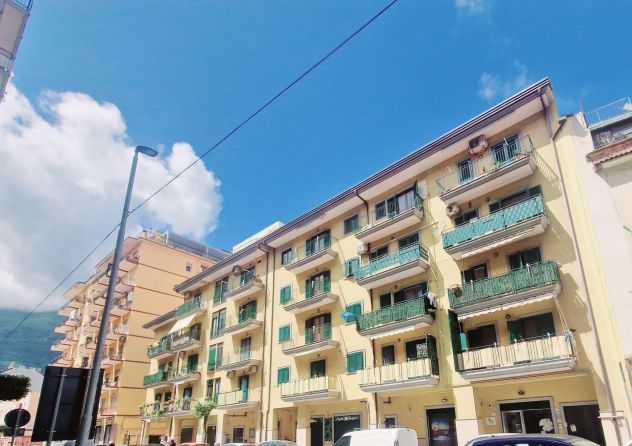 negozio in affitto a Castellammare di Stabia