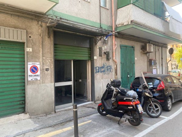 negozio in affitto a Castellammare di Stabia