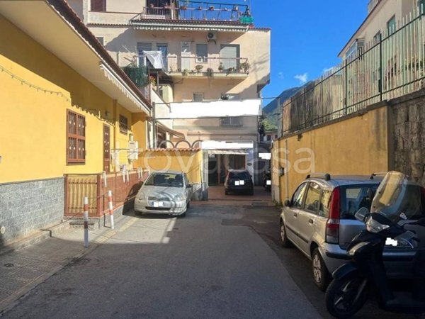 negozio in affitto a Castellammare di Stabia