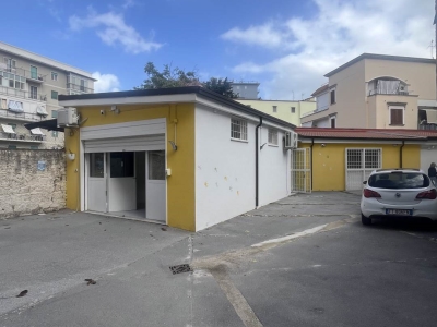 negozio in affitto a Castellammare di Stabia