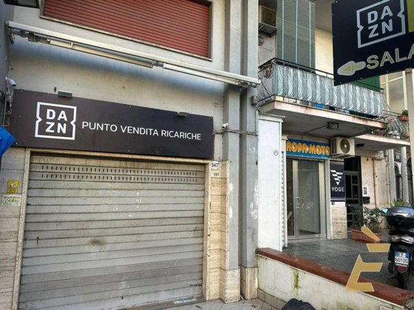 negozio in affitto a Castellammare di Stabia