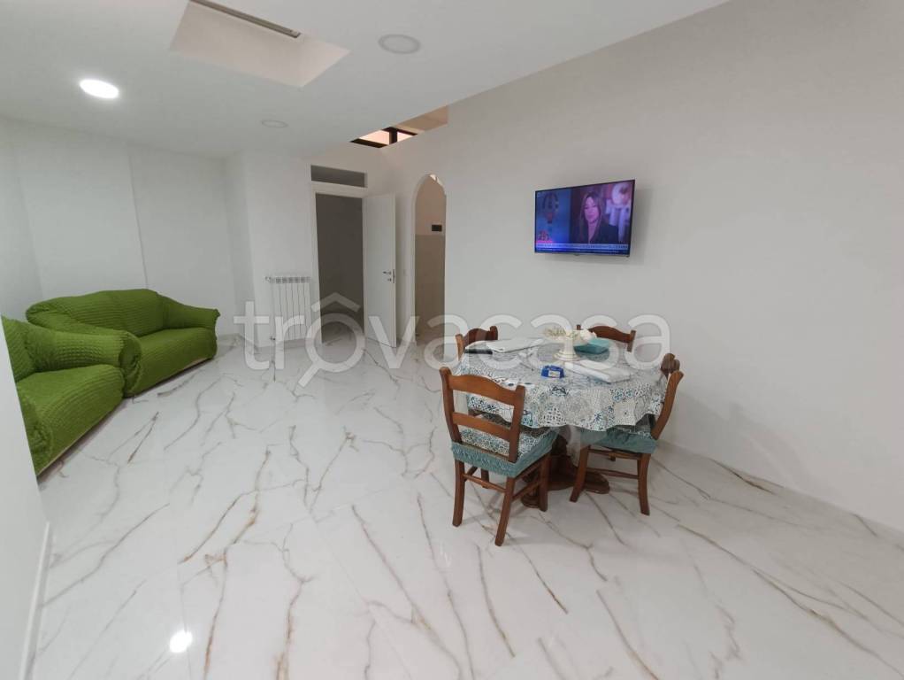 appartamento in affitto a Castellammare di Stabia in zona Quisisana