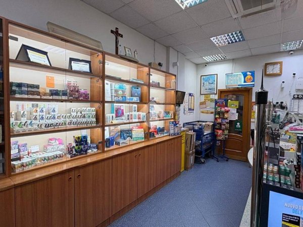 negozio in affitto a Castellammare di Stabia