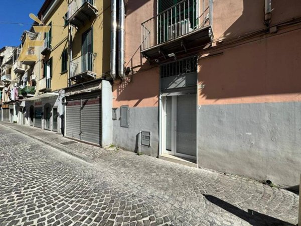 negozio in affitto a Castellammare di Stabia