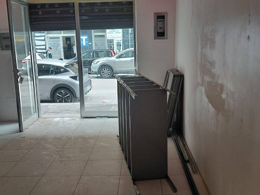 negozio in affitto a Castellammare di Stabia