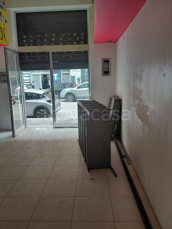 negozio in affitto a Castellammare di Stabia